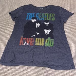 old navy the beatles graphic tee size large